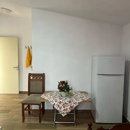 Adriatic Escape Dıraç