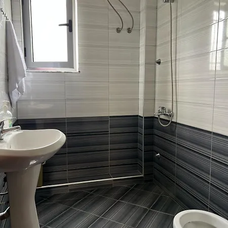 Adriatic Escape 招待所 *